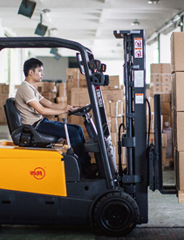 三支點(diǎn)電動(dòng)叉車(chē)出租